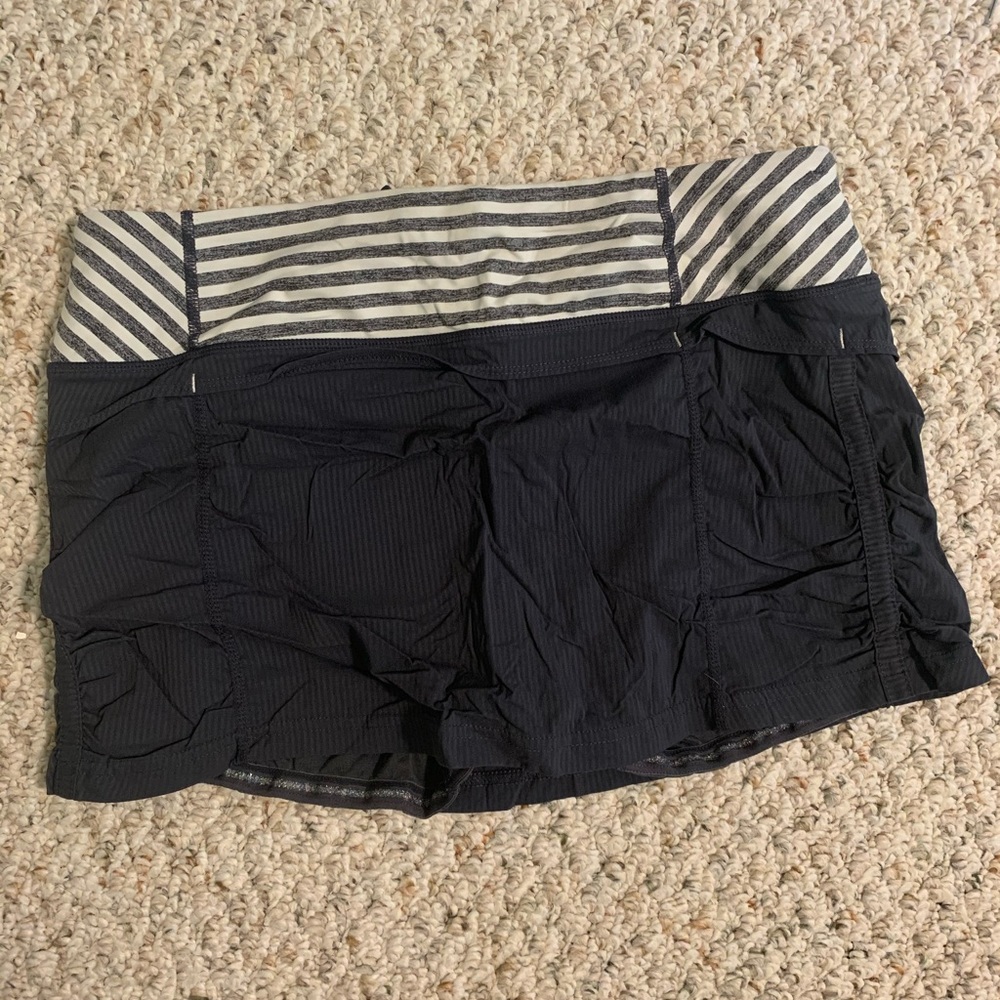 Lululemon workout skirt